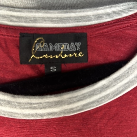 WSU COUGARS RUFFLE SLEEEVE TEE (S) - Picture 3 of 5